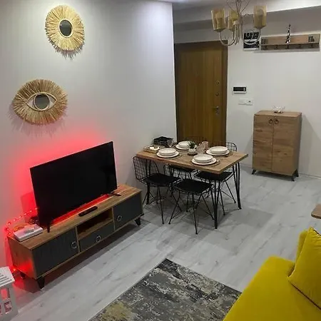 Ellahouse Apartment